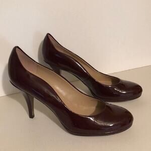 Tahari Colette Maroon Patent Leather Heels Size 10M